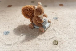 Ardilla de peluche para arrastrar Forest Friends - Little Dutch