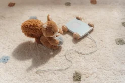 Ardilla de peluche para arrastrar Forest Friends - Little Dutch