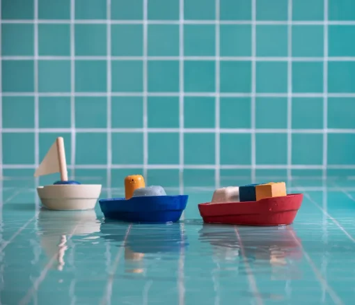 Barco de vela grande de 21 cm - Plan Toys