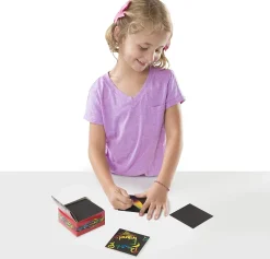 Caja de Mini Notas Scratch Art® Arco Iris - Melissa & Doug