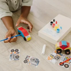 Coche de carreras para decorar - Melissa & Doug