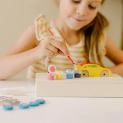 Coche de carreras para decorar - Melissa & Doug