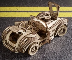 Coche deportivo Cobra Drift modelo mecánico - Ugears