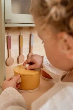 Cocina infantil de madera, verde menta - Little Dutch