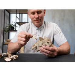 Estegosaurio modelo mecánico - Ugears