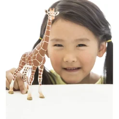Figura de jirafa hembra marrón Schleich
