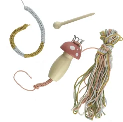 Kit de lana - Pompones y tricotín de madera - Egmont Toys