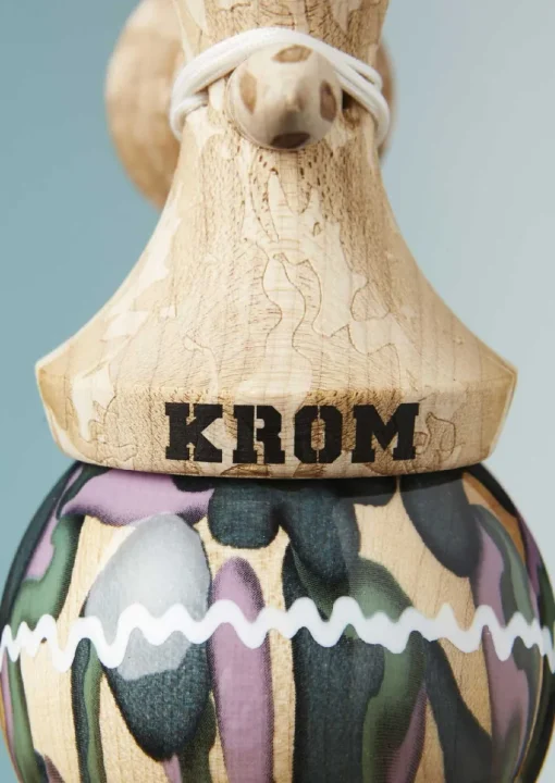 Krom Kendama Plasticity Umbra - KROM Kendama