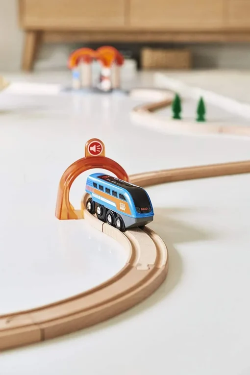 Locomotora con grabadora de voz - Brio