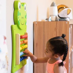 Panel de actividades de pared Rana - Viga Toys