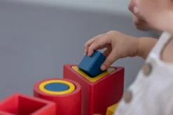 3 rompecabezas de incrustación de formas - Plan Toys