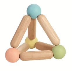 Sonajero triangular en color pastel - Plan Toys