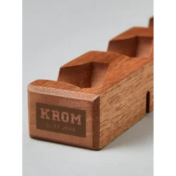 Soporte para Kendama John Cliff en caoba - KROM Kendama