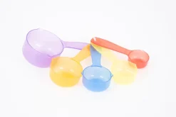 Tazas medidoras de colores translúcidos - TickiT